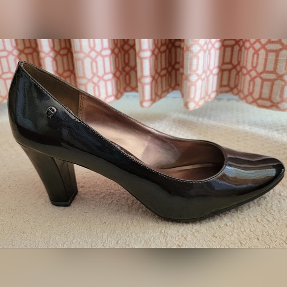 Etienne Aigner Shoes New In Box Size W Etienne Aigner Black Patent
